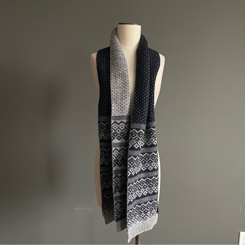 Icewear Iceland 100% Wool Nordic Fair Isle Scarf Gray Blue Cabin Camp Resort Ski